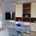 Moys Sea View Apartment